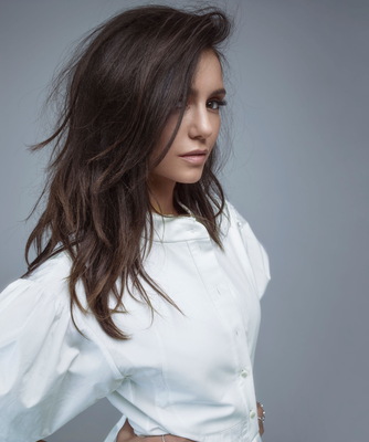Nina Dobrev Poster 3676146
