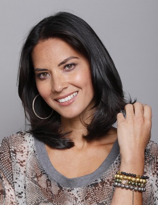 Olivia Munn Poster 2136619