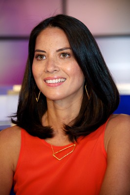 Olivia Munn Poster 2430137