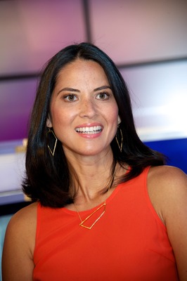 Olivia Munn Poster 2430138