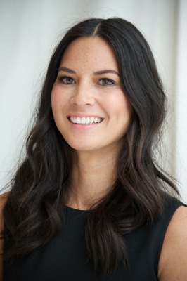 Olivia Munn Poster 2473436