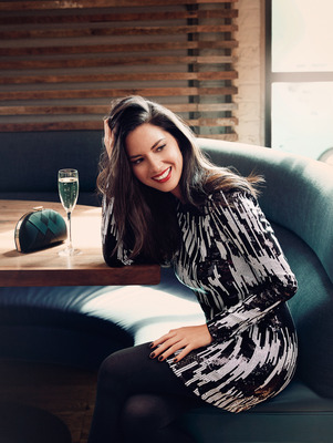Olivia Munn Poster 2635768