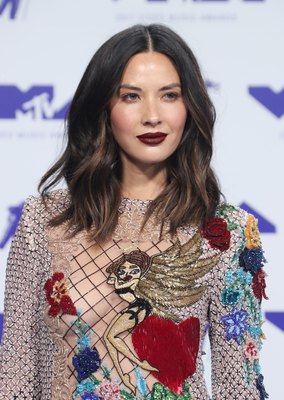 Olivia Munn Poster 2961874