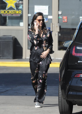 Olivia Munn Poster 3083373