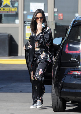 Olivia Munn Poster 3083381