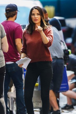Olivia Munn Poster 3211284