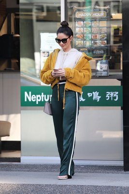 Olivia Munn Poster 3211336