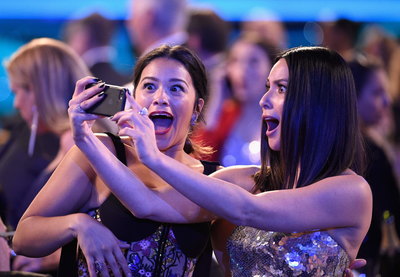 Olivia Munn Poster 3211480