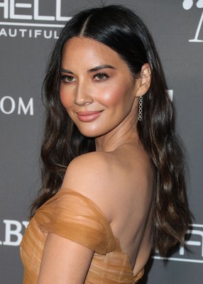 Olivia Munn Poster 3738495