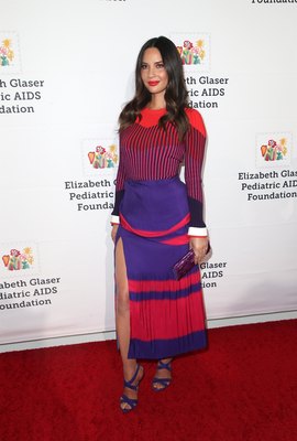 Olivia Munn Poster 3738594