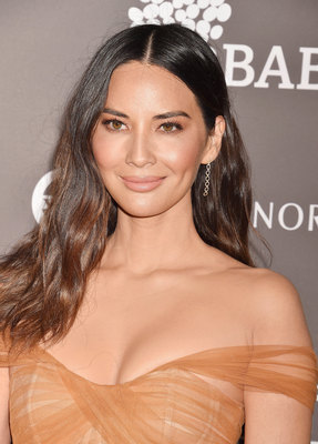 Olivia Munn Poster 3738599