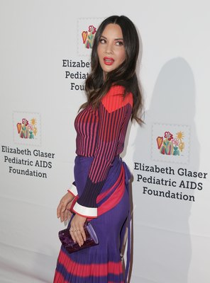 Olivia Munn Poster 3738639
