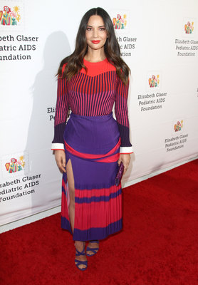 Olivia Munn Poster 3738736