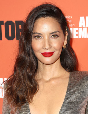 Olivia Munn Poster 3757959