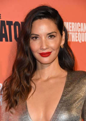 Olivia Munn Poster 3757967