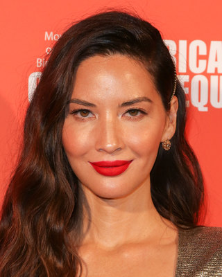 Olivia Munn Poster 3757982