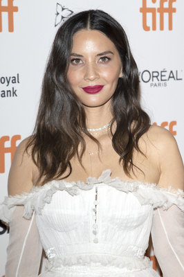 Olivia Munn Poster 3803771
