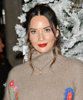 Olivia Munn Poster 3803817