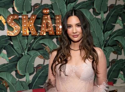 Olivia Munn Poster 3803873