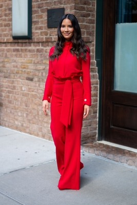 Olivia Munn Poster 3858603
