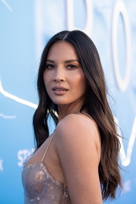 Olivia Munn Poster 3878744