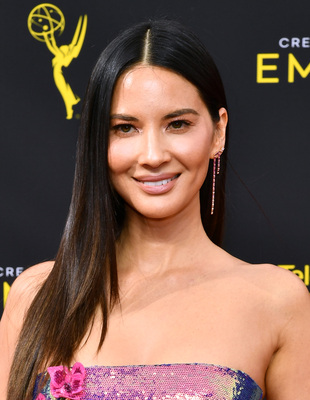 Olivia Munn Poster 3878750