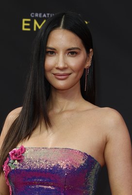 Olivia Munn Poster 3878775