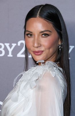 Olivia Munn Poster 3905686