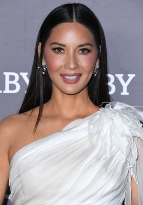Olivia Munn Poster 3905700