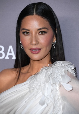 Olivia Munn Poster 3905708