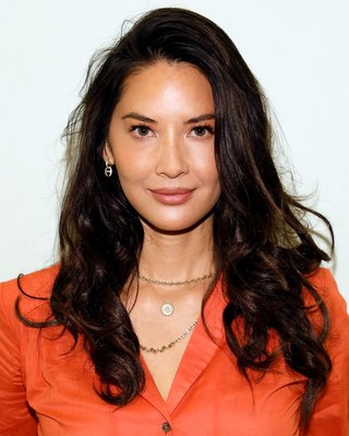Olivia Munn Poster 3905754