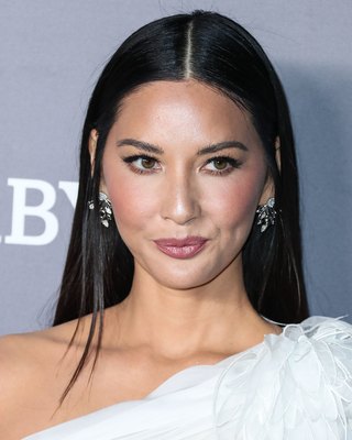 Olivia Munn Poster 3905774
