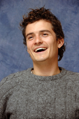 Orlando Bloom Poster 2408200