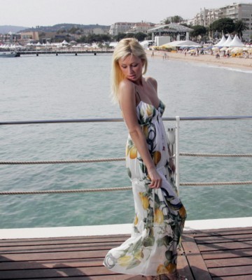 Paris Hilton Poster 1250339