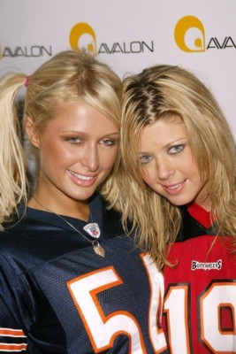 Paris Hilton Poster 1361861