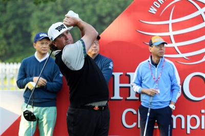 Pat Perez Poster 3494513