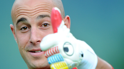 Pepe Reina Poster 2383097