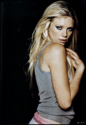 Peta Wilson Poster 1329665