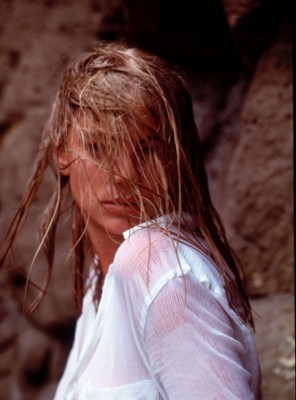 Peta Wilson Poster 1348344