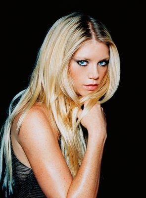 Peta Wilson Poster 3818227