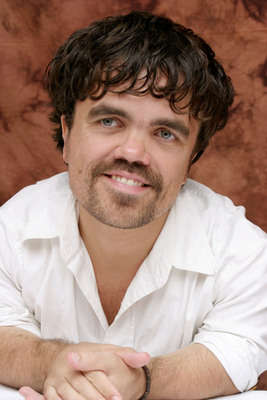 Peter Dinklage Poster 2258113