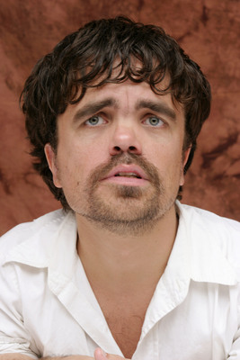 Peter Dinklage Poster 2258115