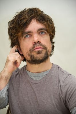 Peter Dinklage Poster 2339292