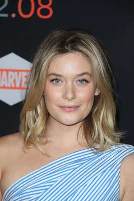 Rachel Keller Poster 2697075