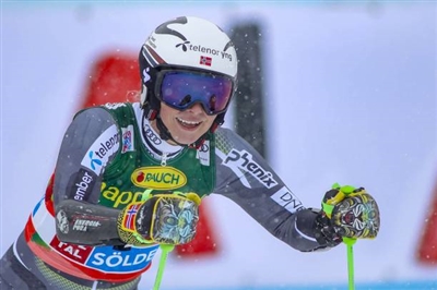 Ragnhild Mowinckel Poster 3637728