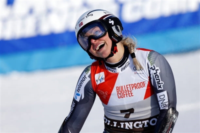 Ragnhild Mowinckel Poster 3637804