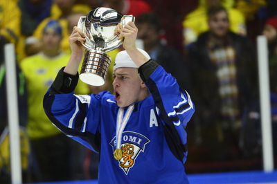 Rasmus Ristolainen Poster 2380520