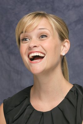 Reese Witherspoon Poster 2237403