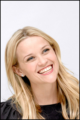 Reese Witherspoon Poster 2288095