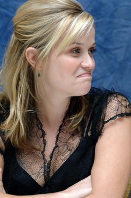 Reese Witherspoon Poster 2394168